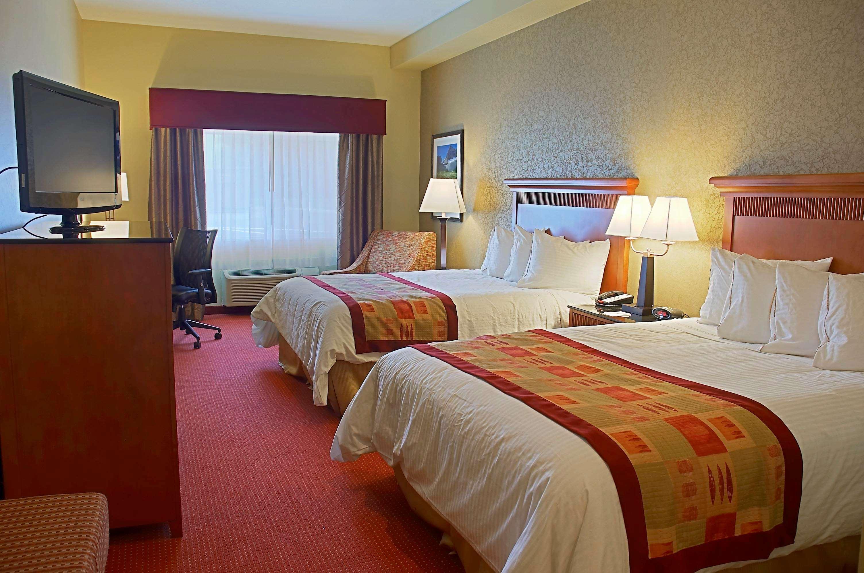 אוגדן Best Western Plus Canyon Pines מראה חיצוני תמונה