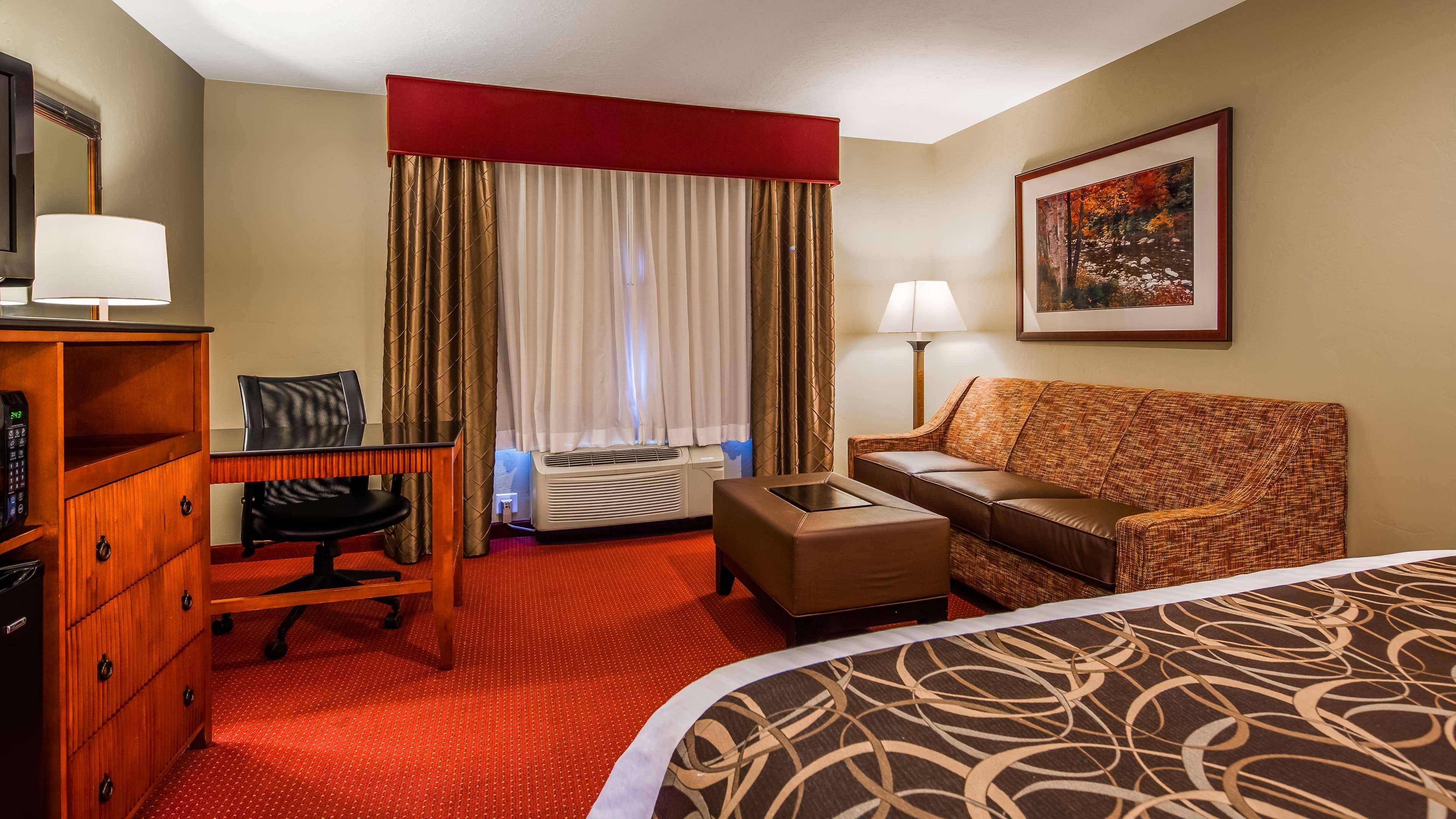 אוגדן Best Western Plus Canyon Pines מראה חיצוני תמונה