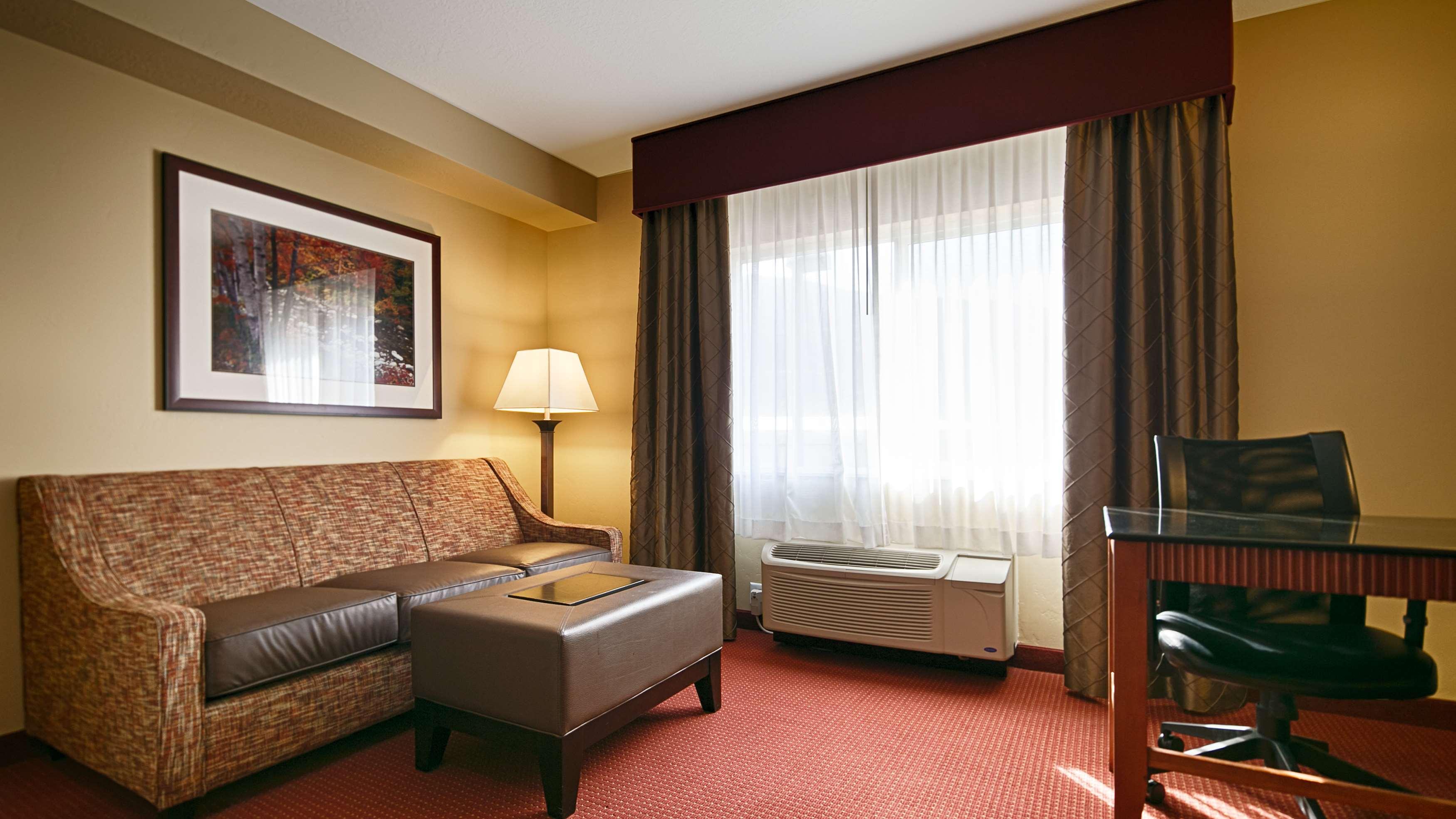 אוגדן Best Western Plus Canyon Pines מראה חיצוני תמונה