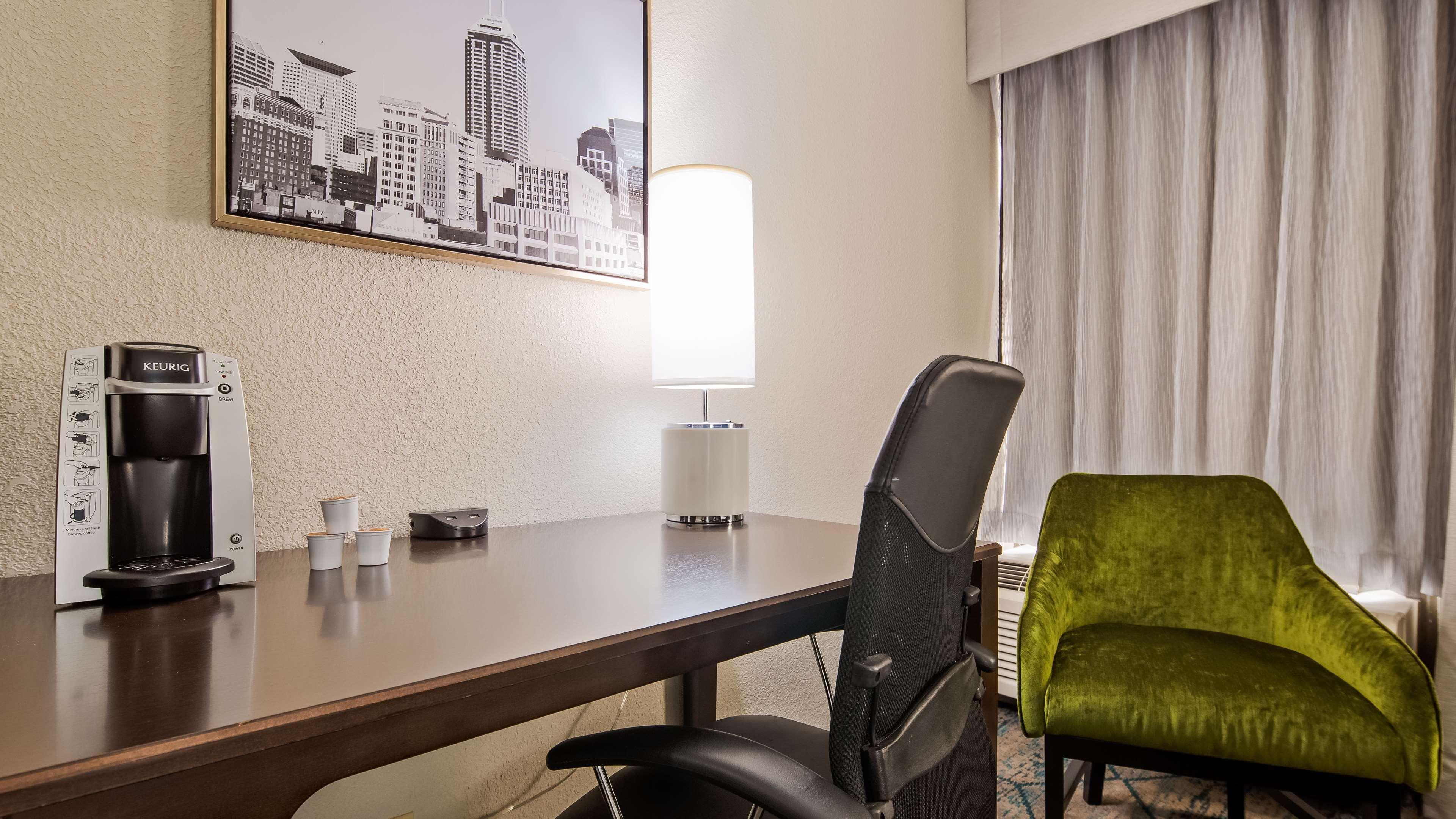 אוגדן Best Western Plus Canyon Pines מראה חיצוני תמונה